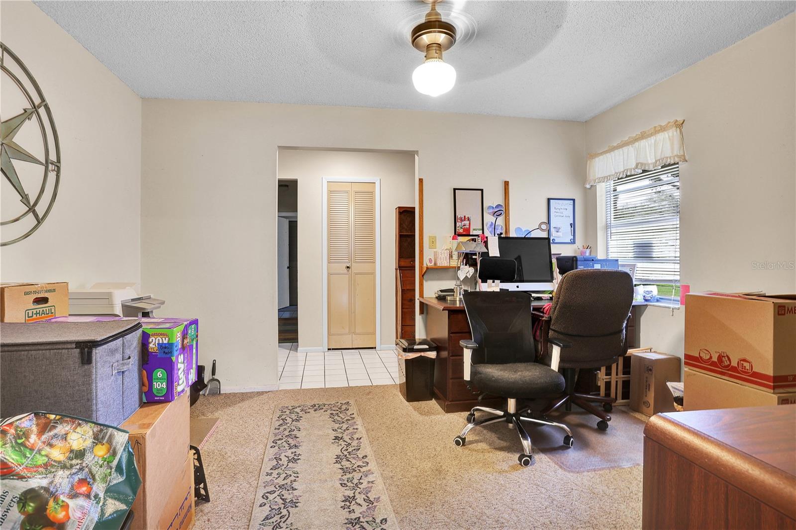 Formal dining room/office