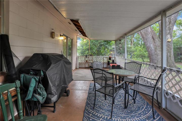 Screened in patio