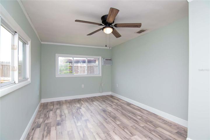 Bonus Room or Office Space