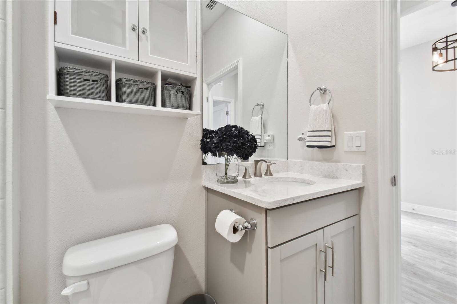 Powder bath, another view.