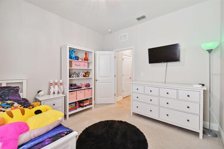 Third bedroom, another view.