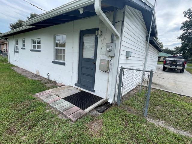 5920 10th Street Zephyrhills Back Side