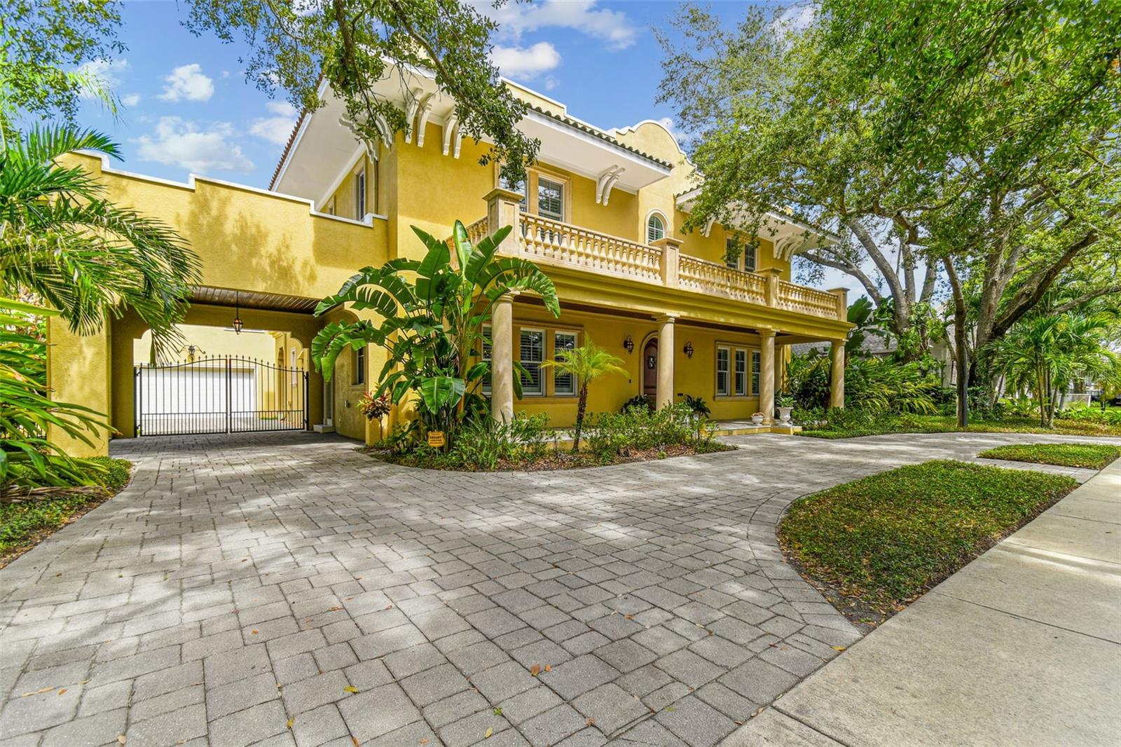 Exterior View of Port Cochere and 2 Car Garage