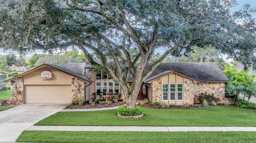 Welcome to 129 Laurel Oak Drive!