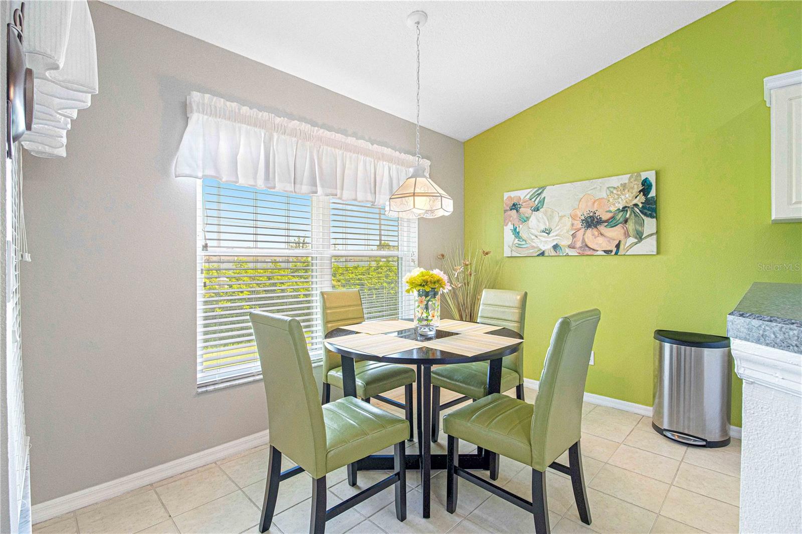 Breakfast Nook