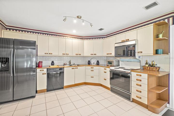 Stainless Steel Refrigerator & Dishwasher