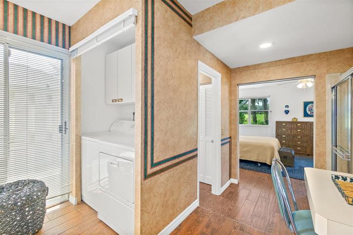 Washer/Dryer for easy Access