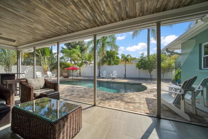 Screen Enclosed Patio / Lanai
