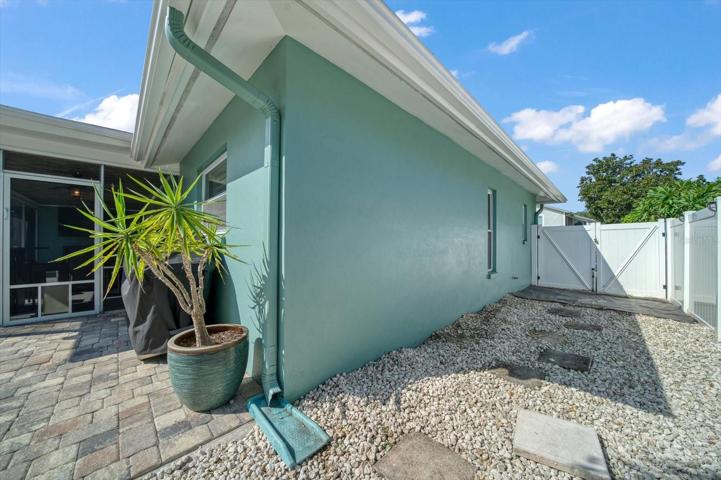Side Yard with Double Gate