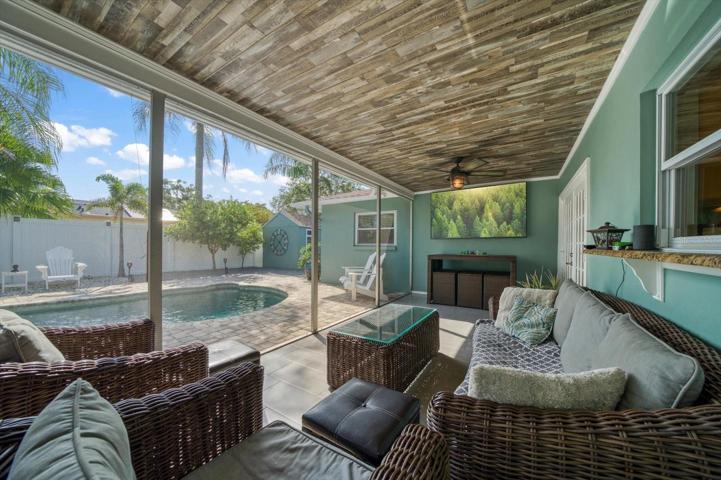 Screen Enclosed Patio / Lanai