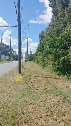 Looking west down Daughtery Rd