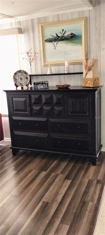 Living Room - Buffet/Chest stays