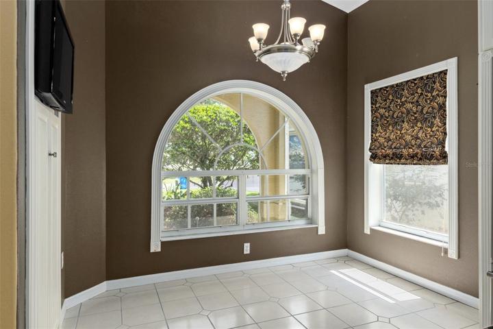 BREAKFAST NOOK