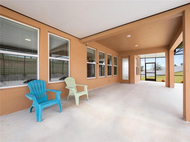 Covered Lanai in Screened-in Porch