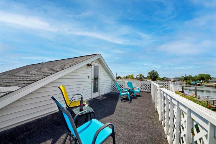EVENING SUNDECK