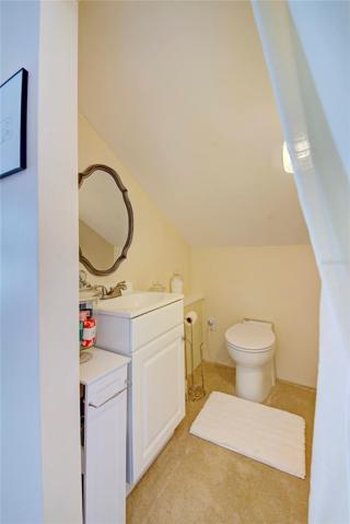 HALF BATH UPSTAIRS