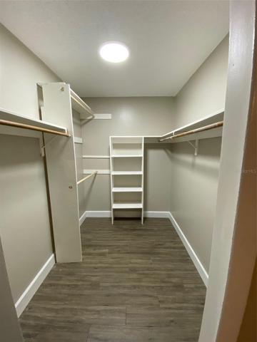Walk-in Closet