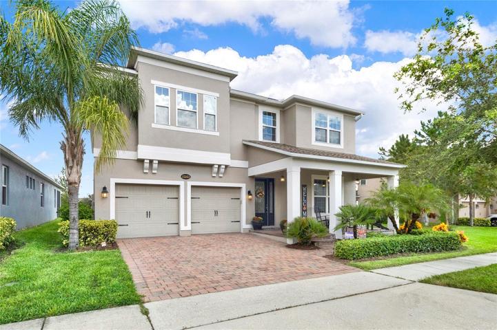 Just Beautiful Curb Appeal.   WELCOME HOME