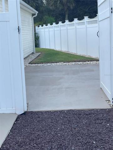 Ride through the large gate and Park your golf cart!