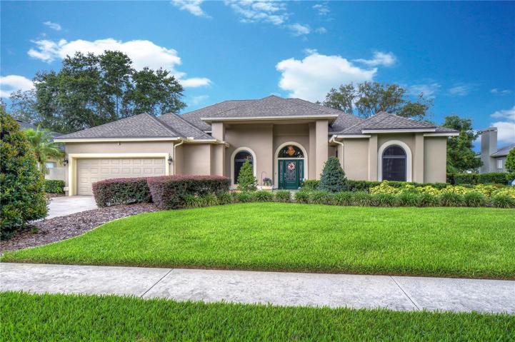 Spectacular pool home nestled on an oversized lot in desirable River Hills community!