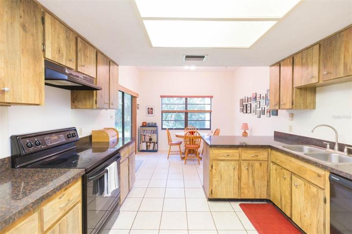 Kitchen with eat in area