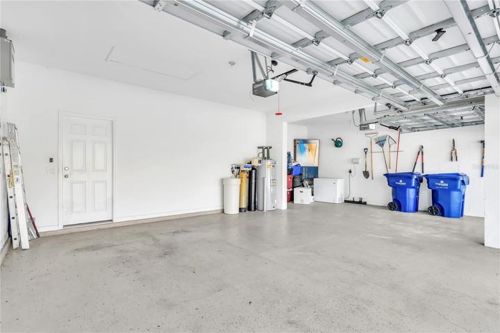 3 Car Garage