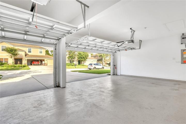 3 car Garage