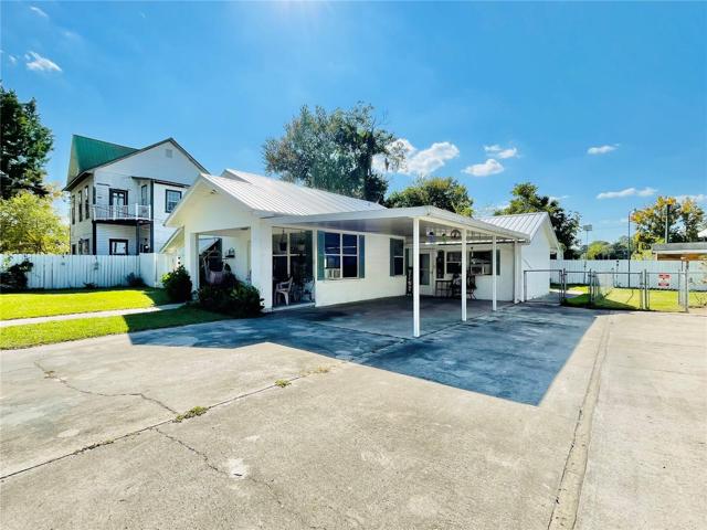 CARPORT EXTENDED PARKING