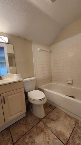 Studio Bath