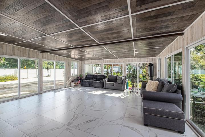 Wall to Wall Glass Family Room or Flex Space