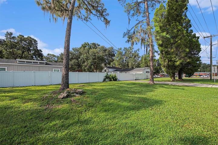 Outside View of Driveway