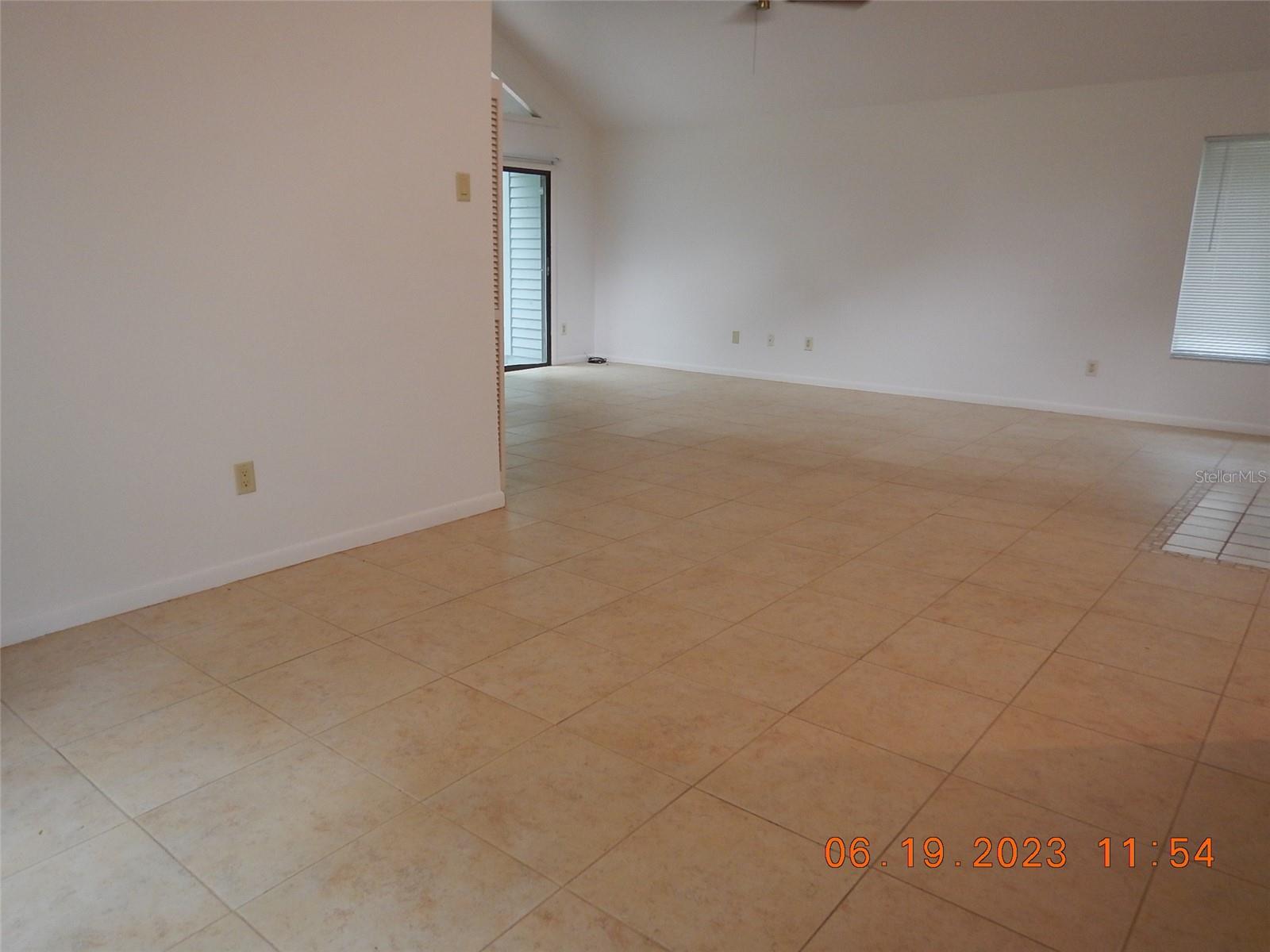 Dining Room into LR