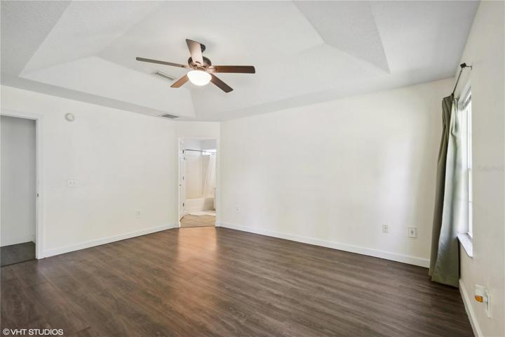 Nice vinyl plank floors
