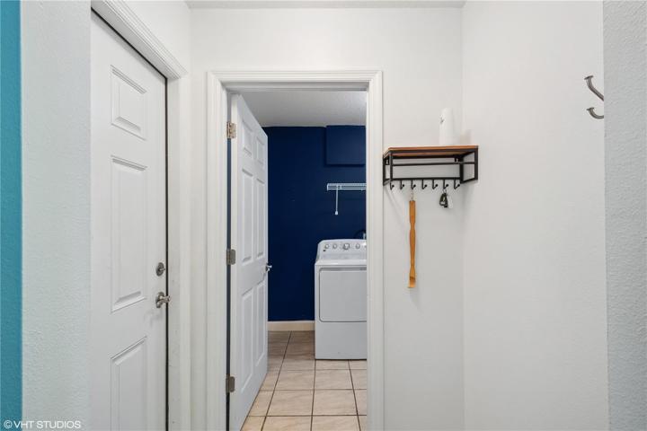 Garage Door to Laundry
