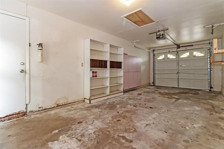 One car garage w/ laundry hookups