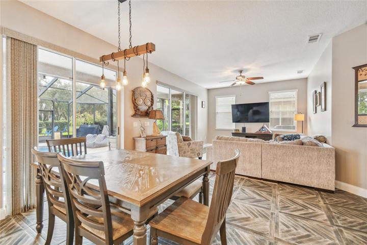 KITCHEN DINING