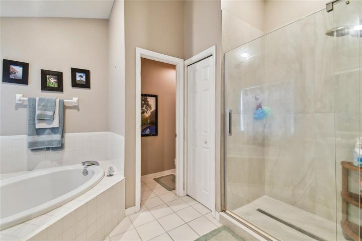 OWNERS SUITE BATH