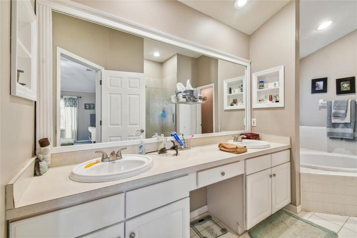 OWNERS SUITE BATH