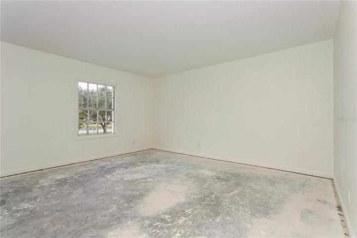 Large Bedroom