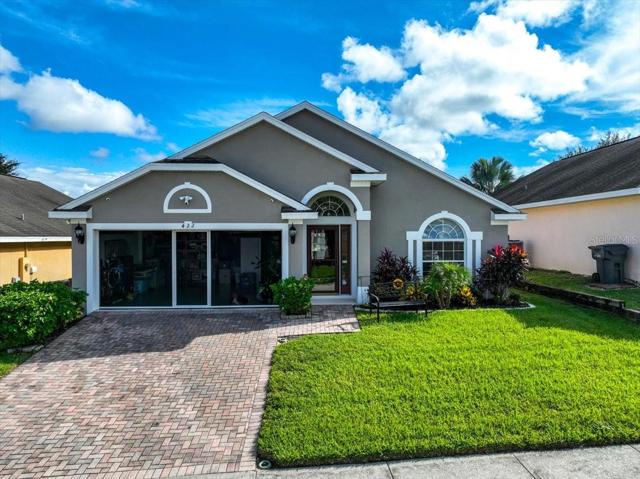 Front of 422 Vizcay Way