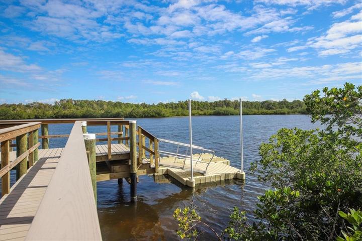 Kayak/SUP Launch Area onto Coral Creek!