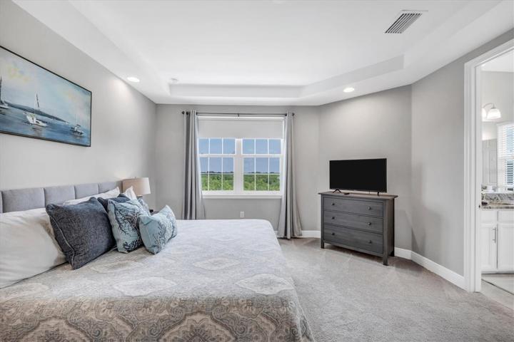 Large Master Bedroom!