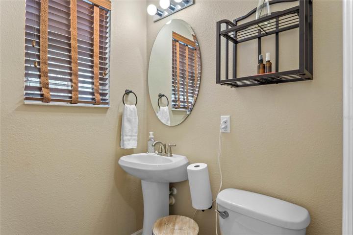 2nd Floor half bath