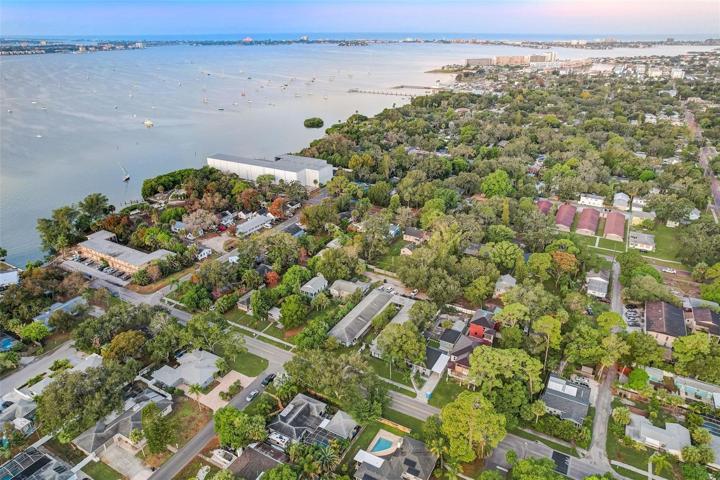 Gulfport Strip and Art district to the west a few blocks.