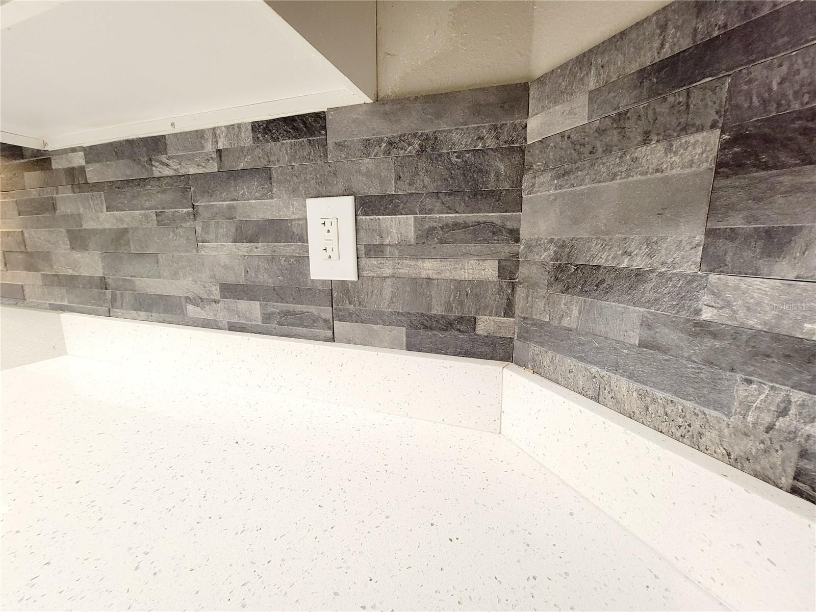 STONE BACKSPLASH!