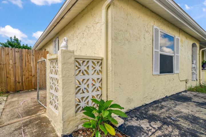 Private access to separate studio In-Law Suite