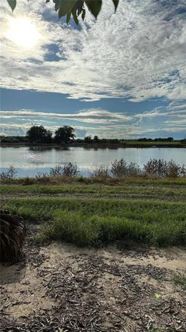 Waterfront lot