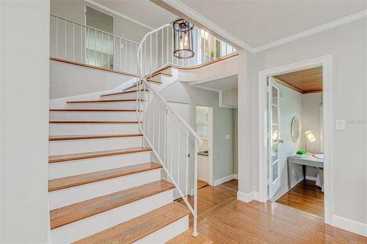 beautiful curved staircase