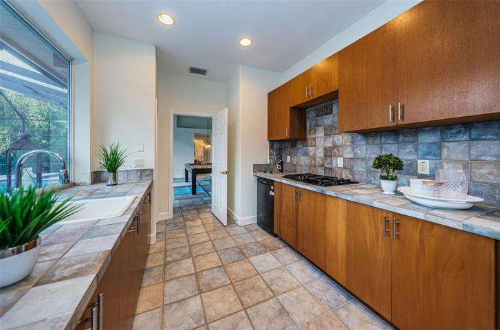 Guest Quarters Kitchen