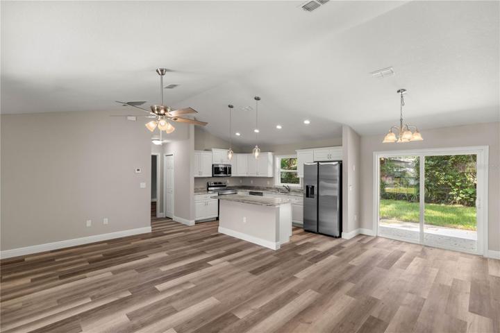 Living/Dining Combo